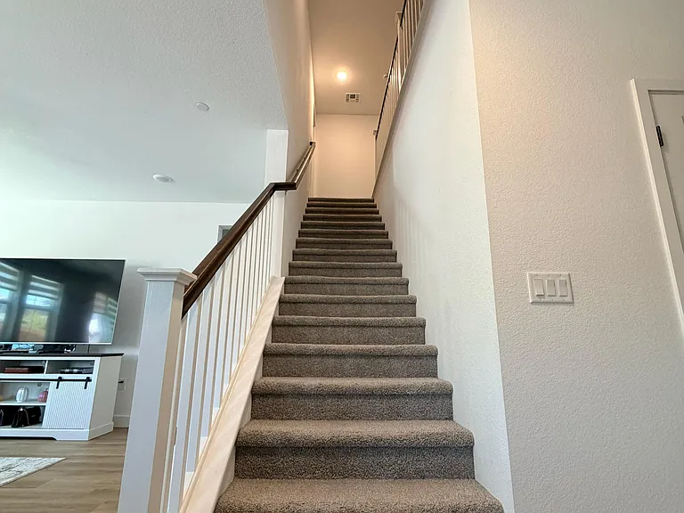 15932 Mavericks Ln — Photo 7