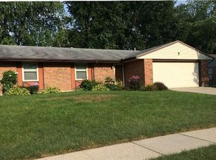 7520 Rustic Woods Dr, Dayton, OH 45424