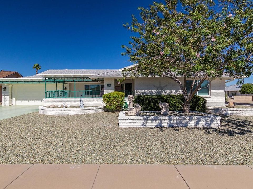 1st image of 12422 W Aurora Dr