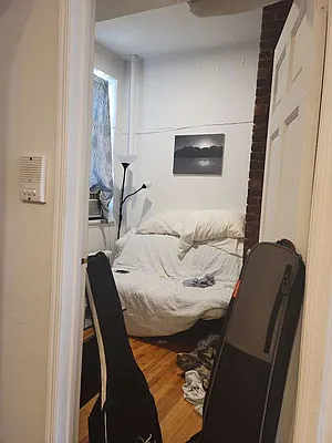 Rented by Chartwell Manhattan Realty | media 29