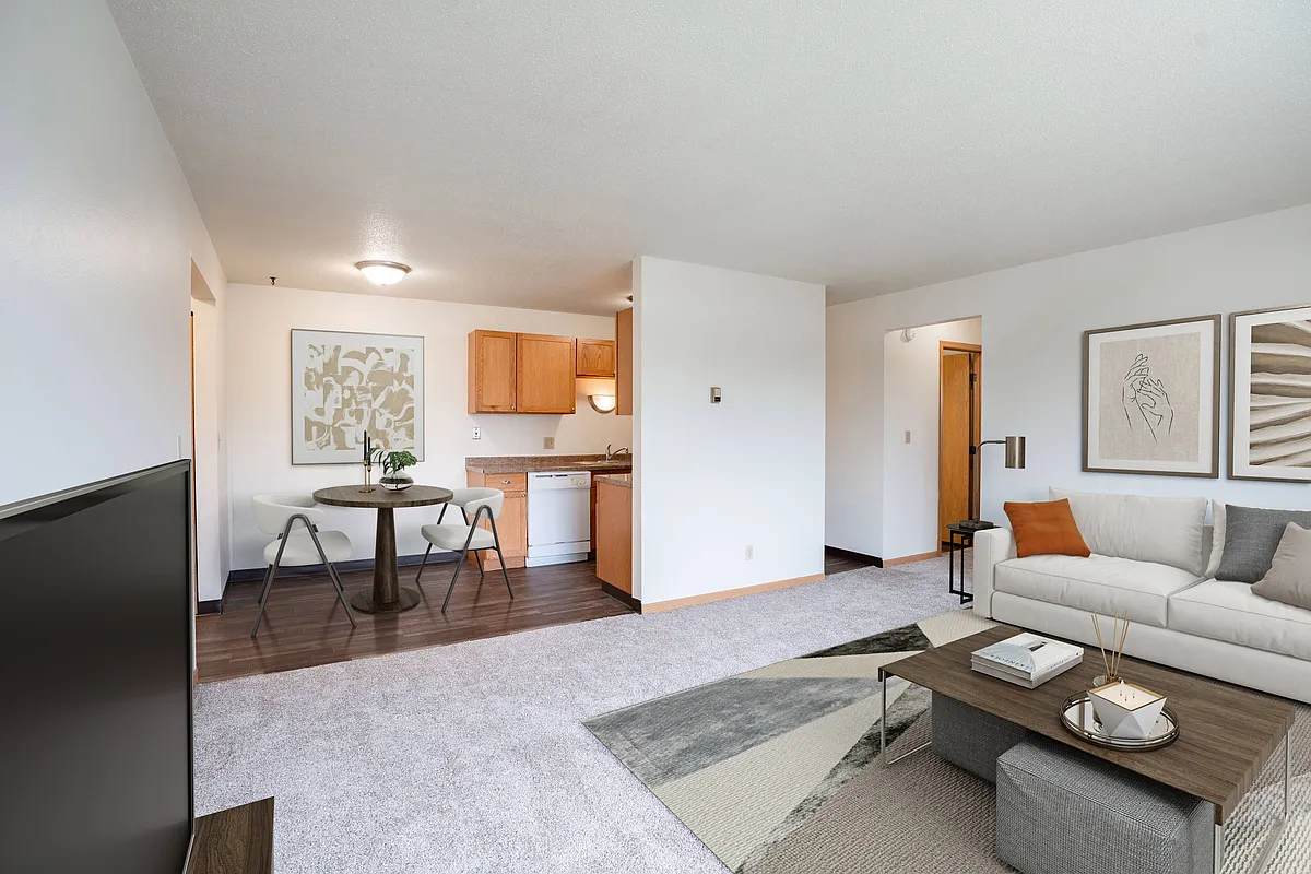 West Fargo, ND Saddlebrook Apartments | 21B | Living - Saddlebrook