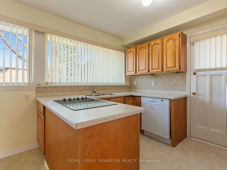 62 Felicity Dr #MAIN — Photo 12
