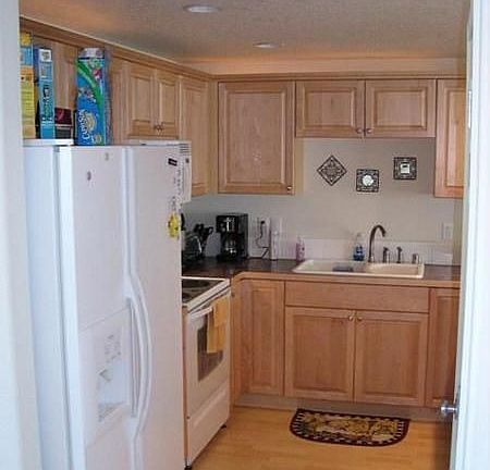 4th image of 8014 NE 37th Ave