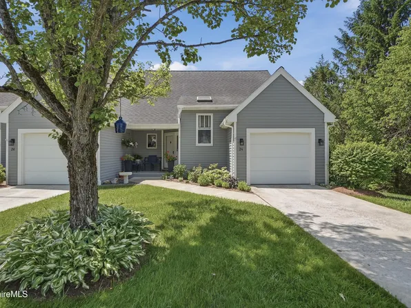 24 Walden Ln, Pittsfield, MA 01201