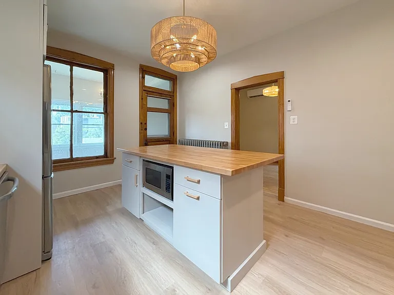 2036 N Sawyer Ave #2 — Photo 8