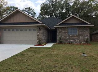 10600 Roundhill Dr, Gulfport, MS 39503