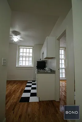 Rented by Bond New York | media 5