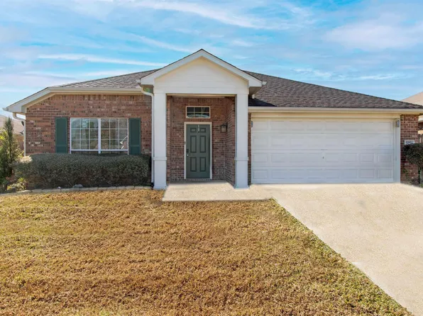 6981 Ranch Hill Dr, Flint, TX 75762