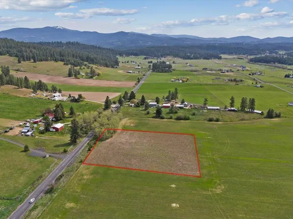 7306 E Big Meadows Rd, Chattaroy, WA 99003