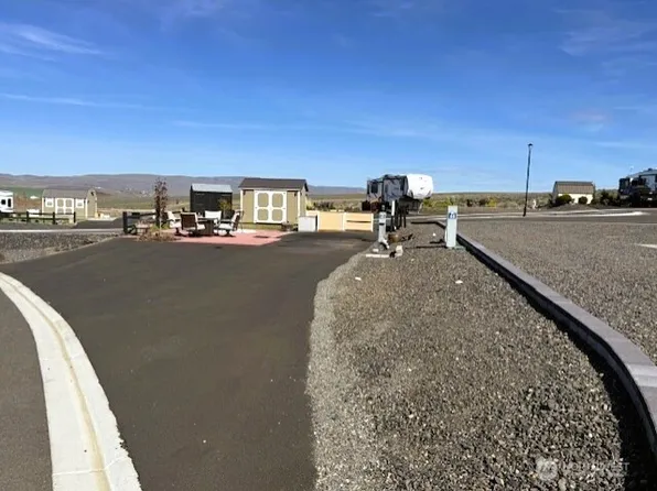 1769 Naches Wenas Rd #45, Selah, WA 98942