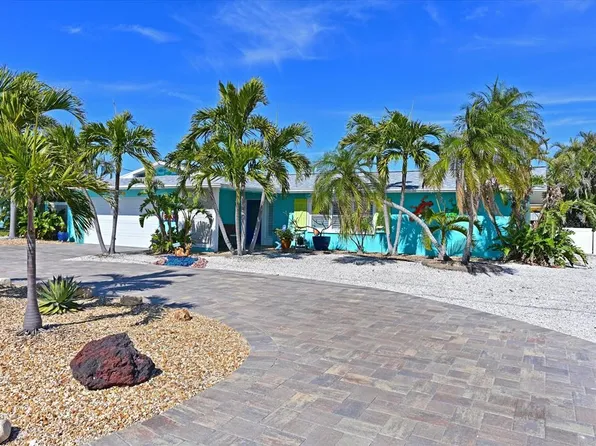 10404 Sandpiper Rd W, Bradenton, FL 34209