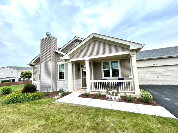 16422 Crescent Lake Ct, Crest Hill, IL 60403