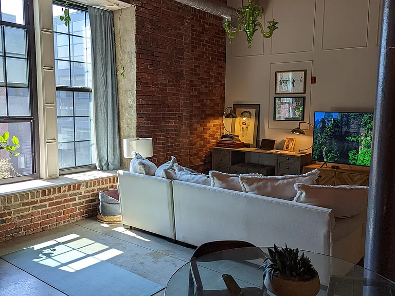 251 Heath St #411 — Photo 12