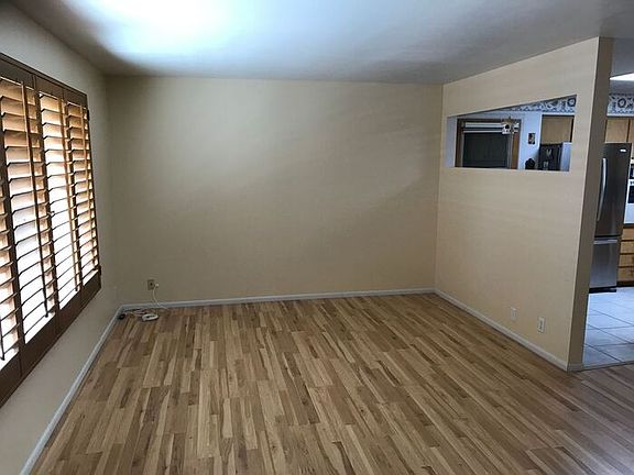 3rd image of 5338 E Dallas St