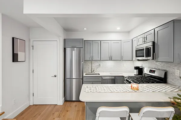 Rented by Douglas Elliman | media 4