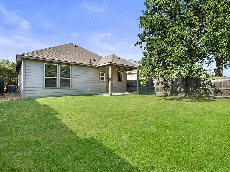 537 Bonnet Blvd — Photo 23