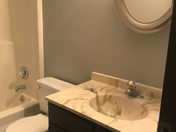 5th image of 1331 S 33rd St APT 4