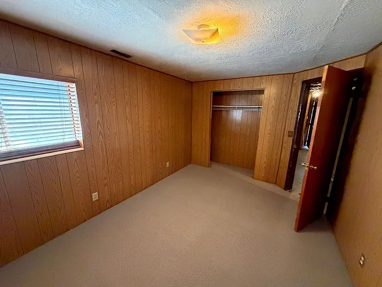 286 Paulette Way — Photo 23