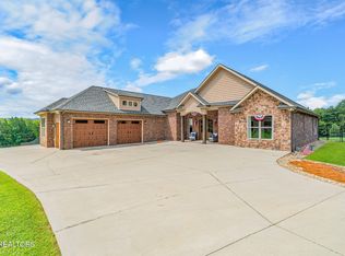 9327 Strawberry Plains Pike, Strawberry Plains, TN 37871