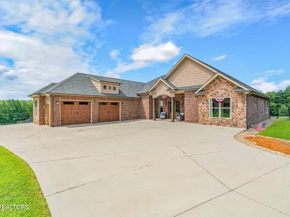 9327 Strawberry Plains Pike, Strawberry Plains, TN 37871