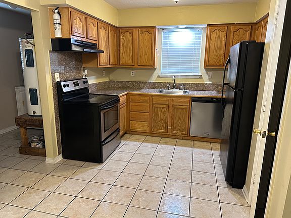 3rd image of 35200 Bayou Liberty Rd #A