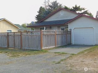 1014 W Spruce St, Port Angeles, WA 98363