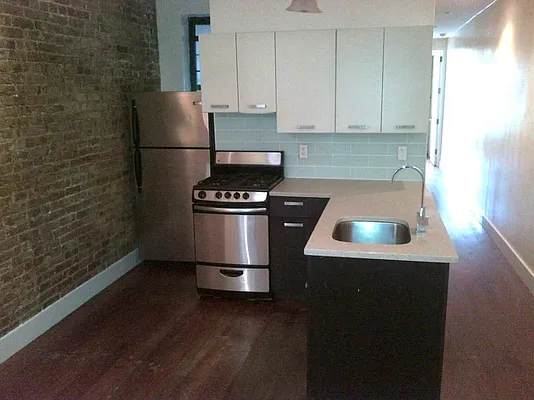 Rented by Bohemia Realty Group | media 29