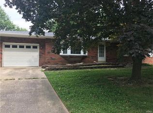 2707 Gardenia St, Highland, IL 62249