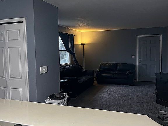 4th image of 303 Valleywoods Dr
