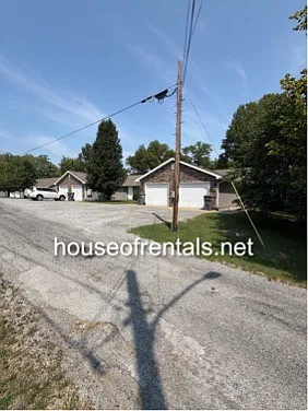 906 Pear St #D — Photo 1