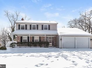 1030 W Somerdale Rd, Somerdale, NJ 08083