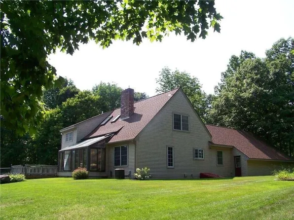 48 Ridge Road, Winthrop, ME 04364