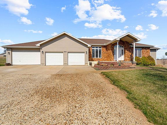 2nd image of 220 Prairie Ridge Rd