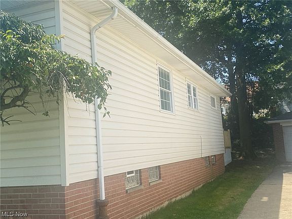 2nd image of 5404 E 134th St