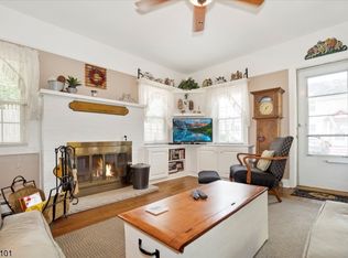 8 Walker St, Newton, NJ 07860