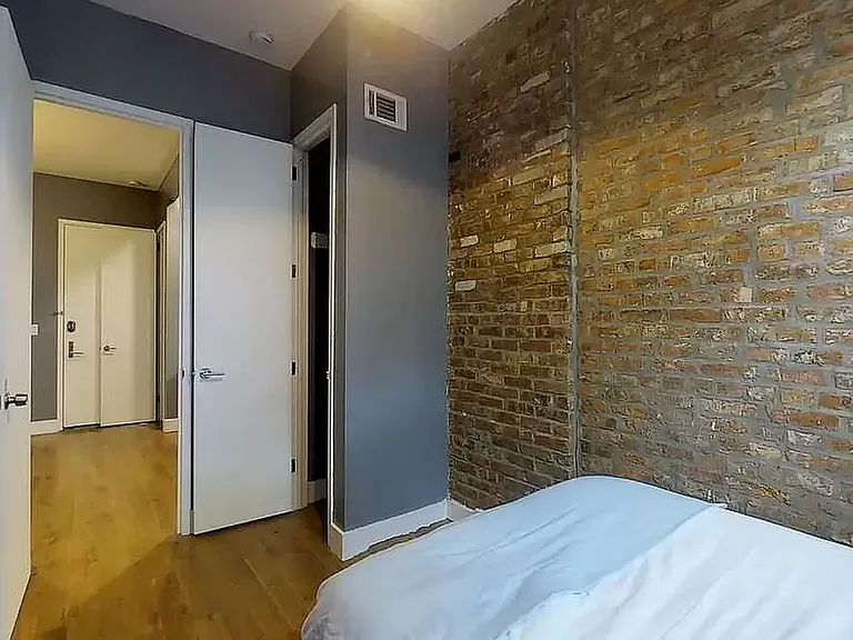 170 Suydam St #1F — Photo 3