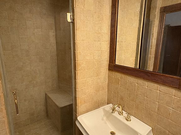 5th image of 130 W 78th St APT 4-A