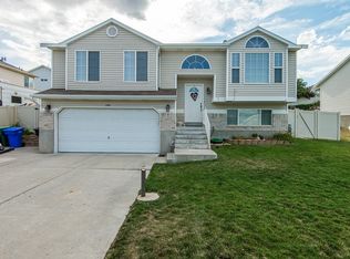 6766 S Mountain Aura Dr, West Jordan, UT 84081