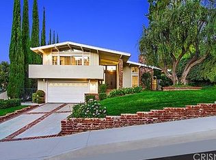 3970 Ellenita Ave, Tarzana, CA 91356