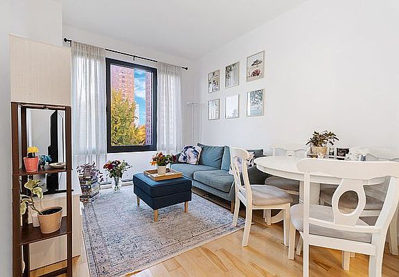 2nd image of 63 W 104th St #315
