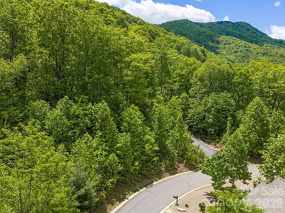 2nd image of 9 Crockett Ridge Rd