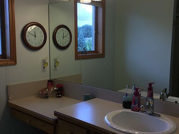 5th image of 5444 Wyndemere Sq