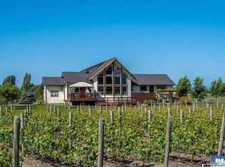 63 Evening Star Way, Sequim, WA 98382