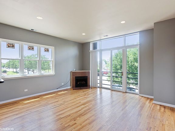 2nd image of 6225 S Kenwood Ave APT 2S