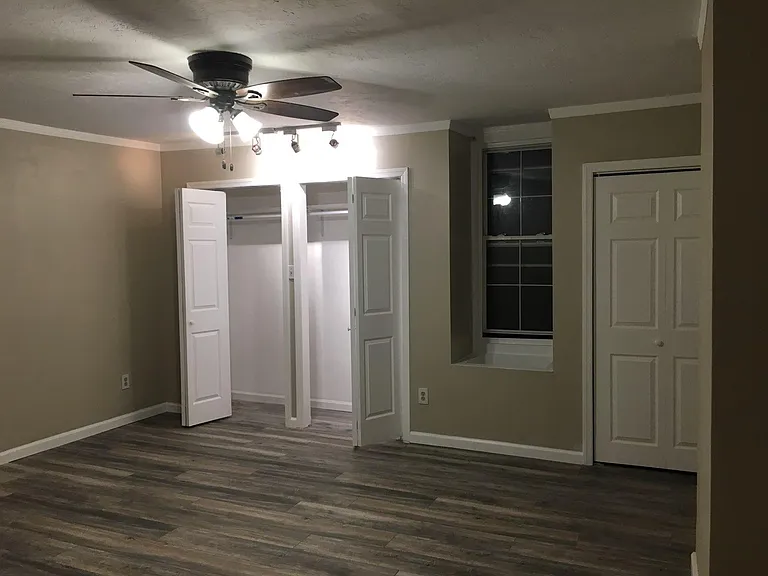 4743 Liberty Ave #2 — Photo 4