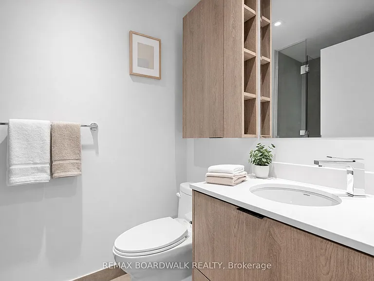391 Slater St #B507 — Photo 22