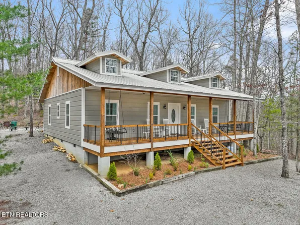 6134 Bobcat Trl, Tallassee, TN 37878