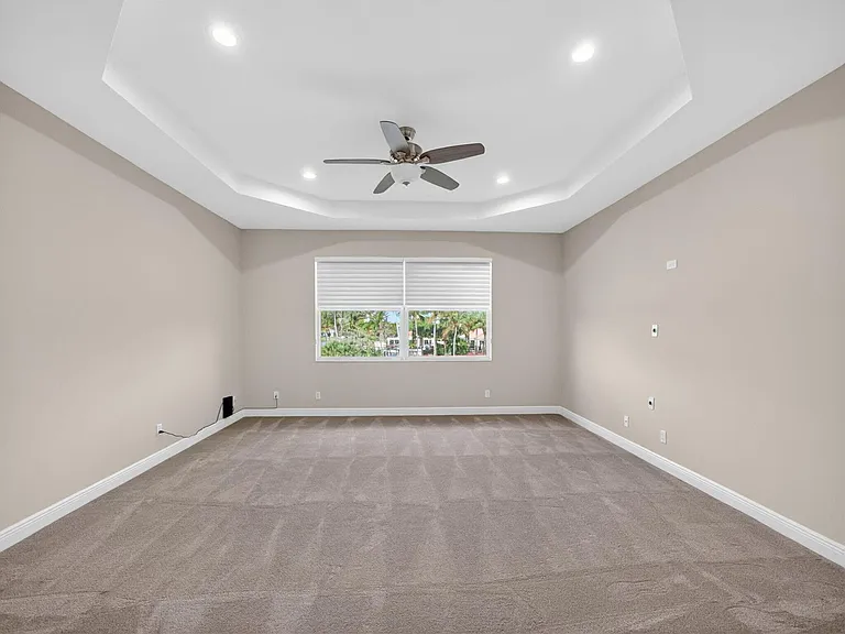 12054 Aviles Circle Palm — Photo 18
