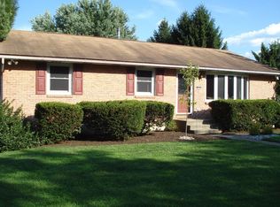 3956 Washington St, Bethlehem, PA 18020