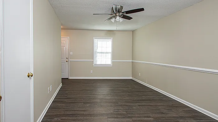 2 bed, 1.5 bath, 1120 sqft, $1,250 — Photo 4